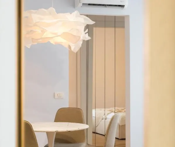 Апартаменти Candy Land Downtown Бухарест